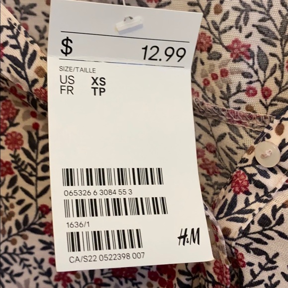 Floral Button Shirt *NEVER WORN W/TAG* - Picture 5 of 5